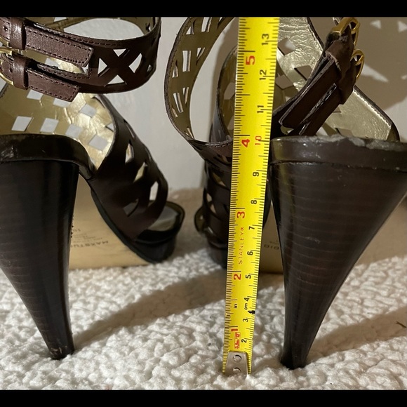 Max Studio Platform Sandals - Picture 8 of 8